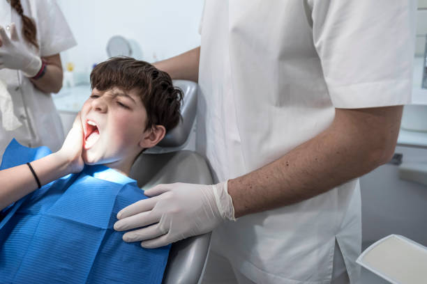 Best Emergency Tooth Extraction  in Huntington Park, CA